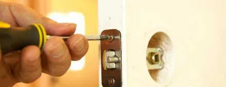 Affordable Locksmith Services Costa Mesa, CA 949-705-4074 Affordable Locksmith Services Costa Mesa, CA 949-705-4074 - 24-hour-lock-key-01